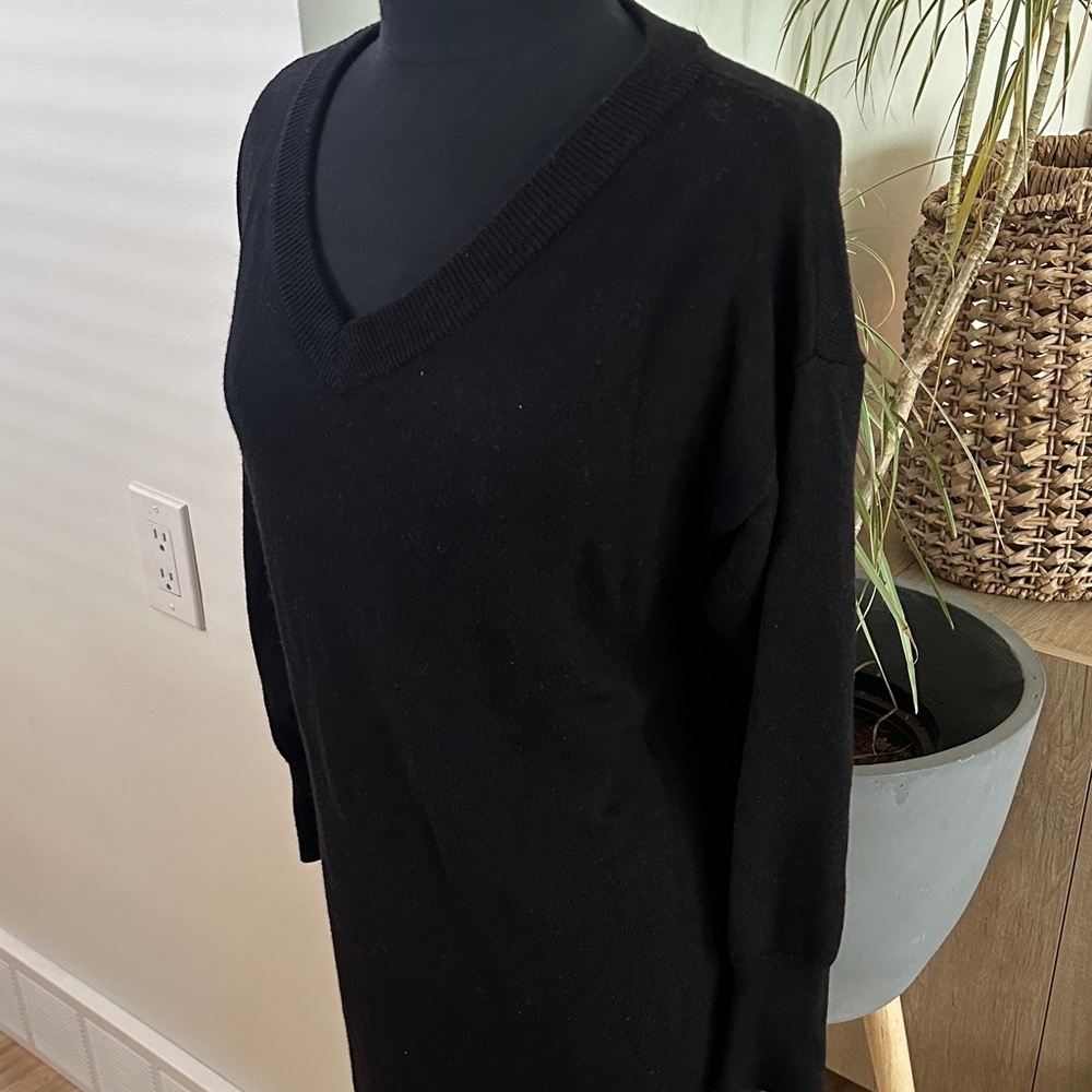 Wilfred by Aritzia Cyprie Black V-Neck Merino Wool Dress with Slit - Size Small - Picture 4 of 11